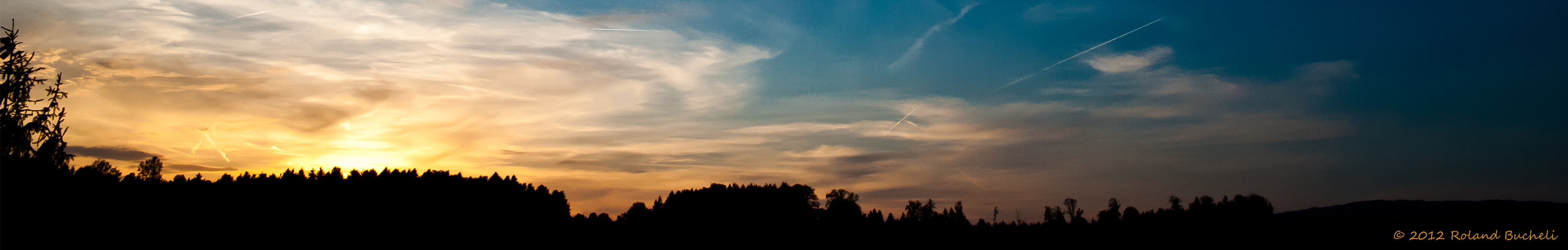 Goldener Sonnenuntergang Pano 1