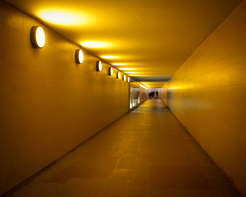 goldener Tunnel