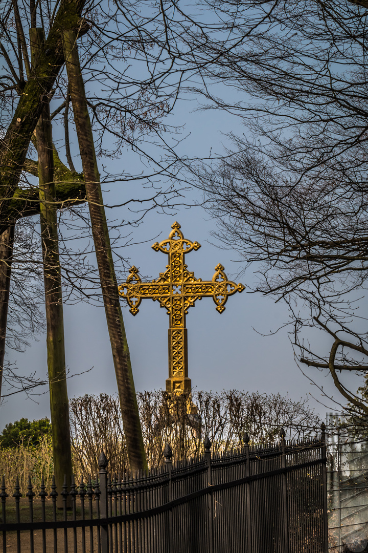 Goldenes Kreuz