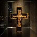 Goldenes Kruzifix