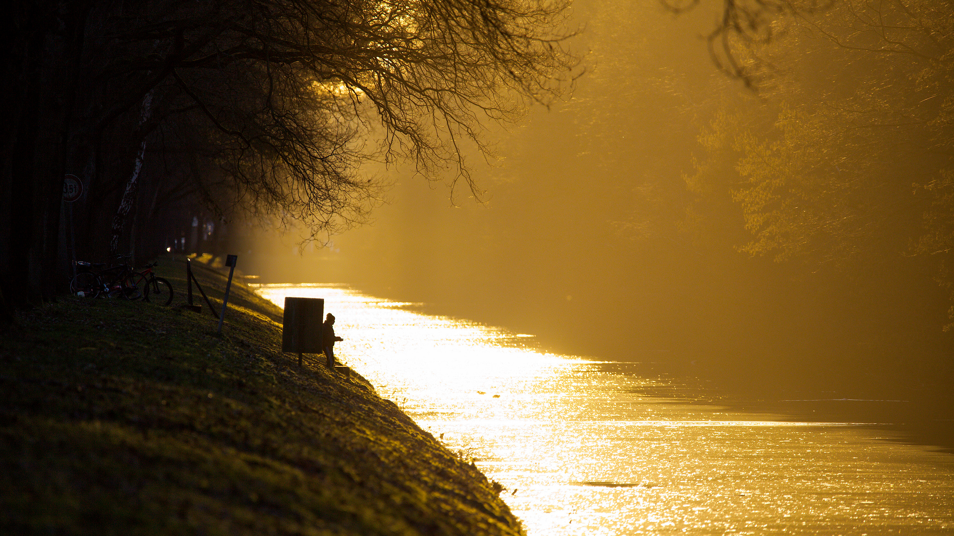 *** Goldenes Licht am Kanal ***