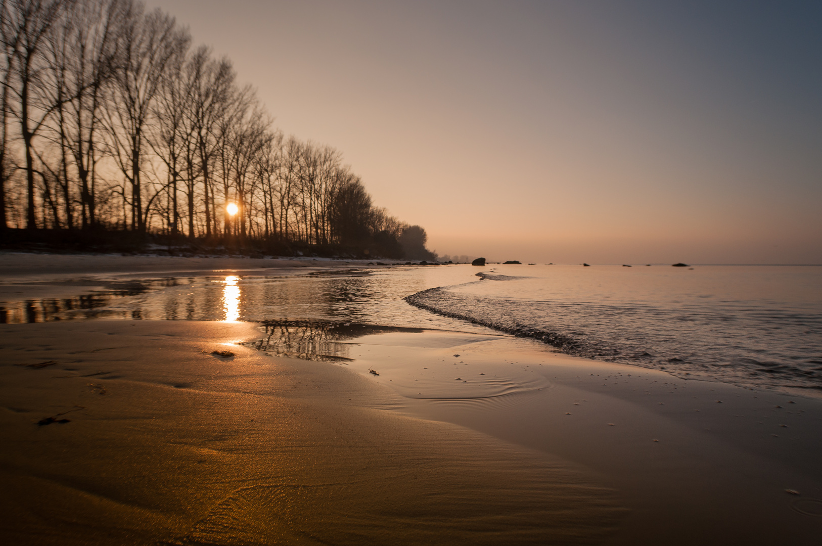 Goldenes Strandlicht am Bodden