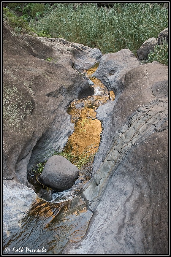 Goldenes Wasser in der Masca-Schlucht