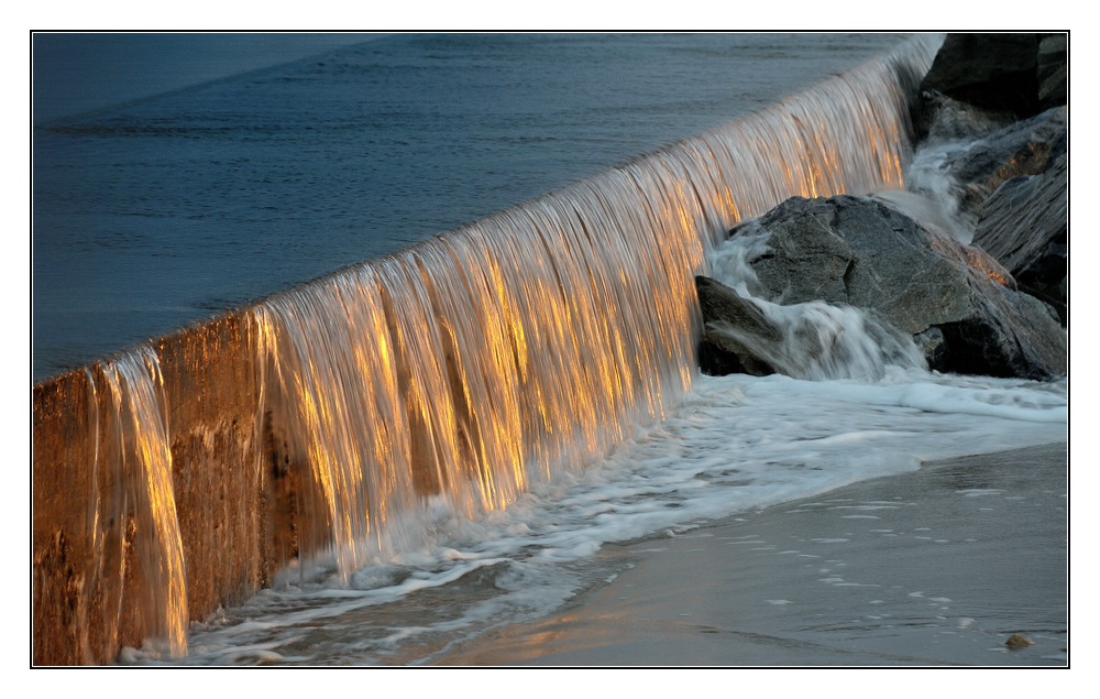 Goldregen ins Meer