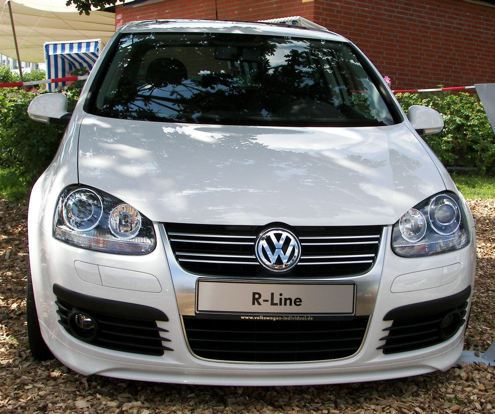 Golf R-Line