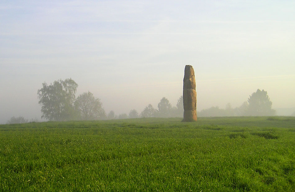 Gollenstein im Morgendunst