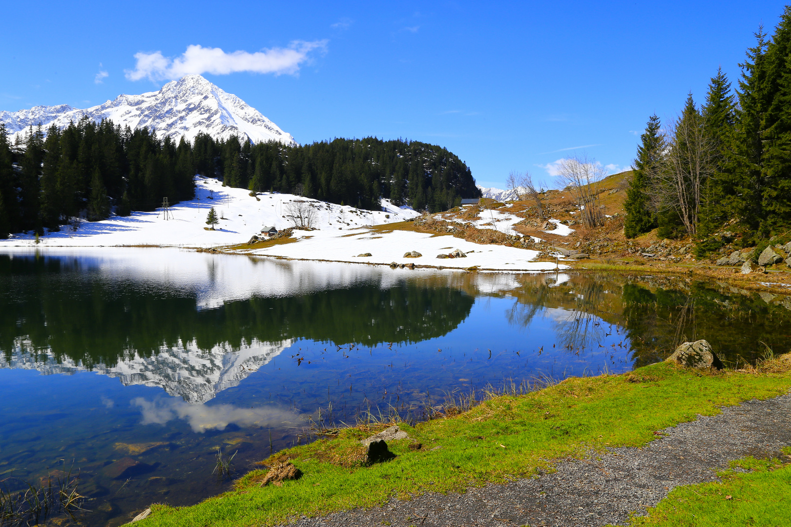 Golzernsee, Bristen URI