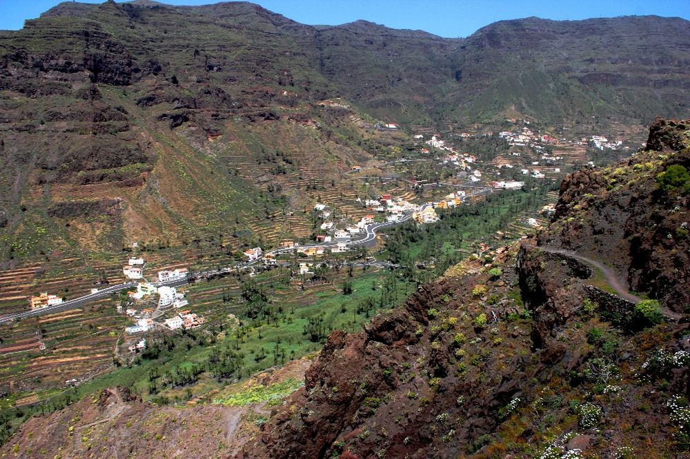 Gomera - Abstieg & Einblick ins Tal