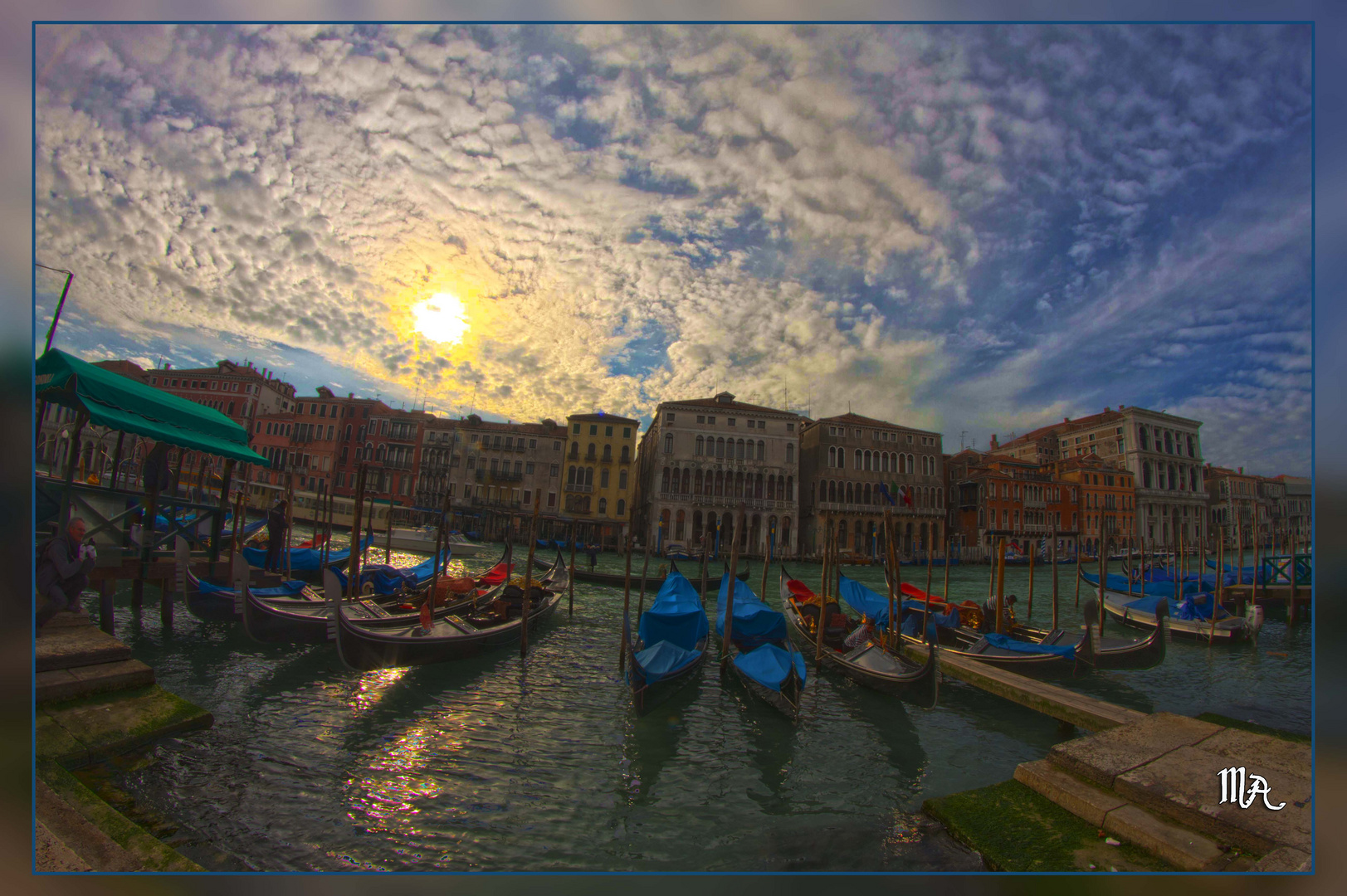 Gondeln am Canale Grande