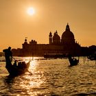 Gondola con Santa Maria della Salute