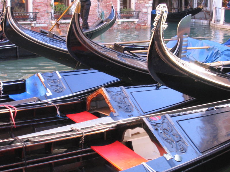 Gondola, Gondola