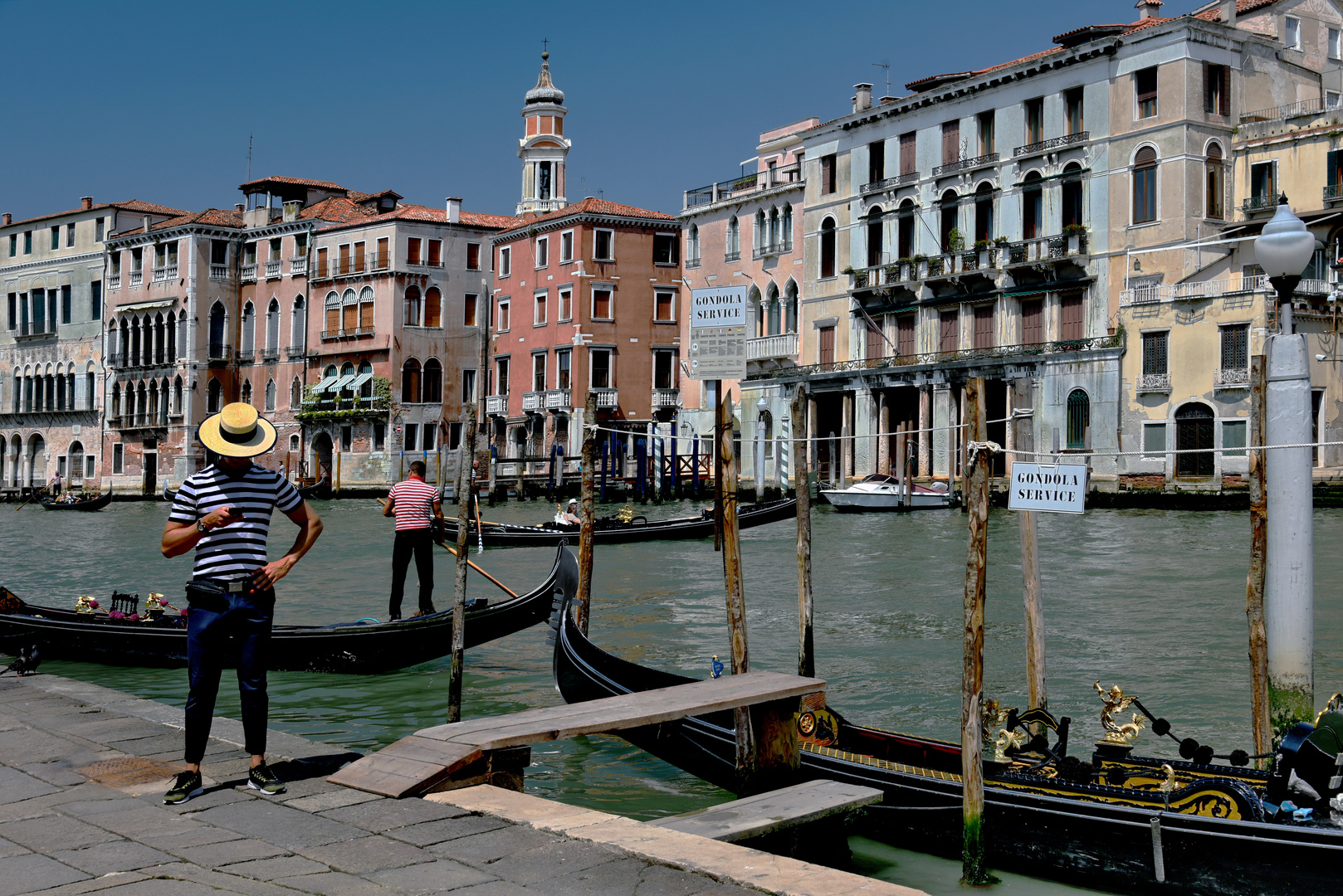 Gondola Service