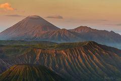 [°°° Good Morning Bromo °°°]