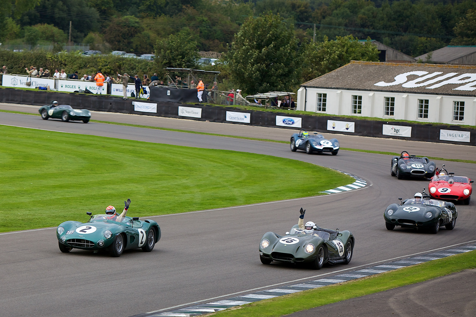 Goodwood Revival.....Ehrenrunde der Sieger