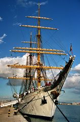 Gorch Fock im Militärhafen von Palma