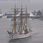 Gorch Fock im Nord-Ostsee-Kanal (II)