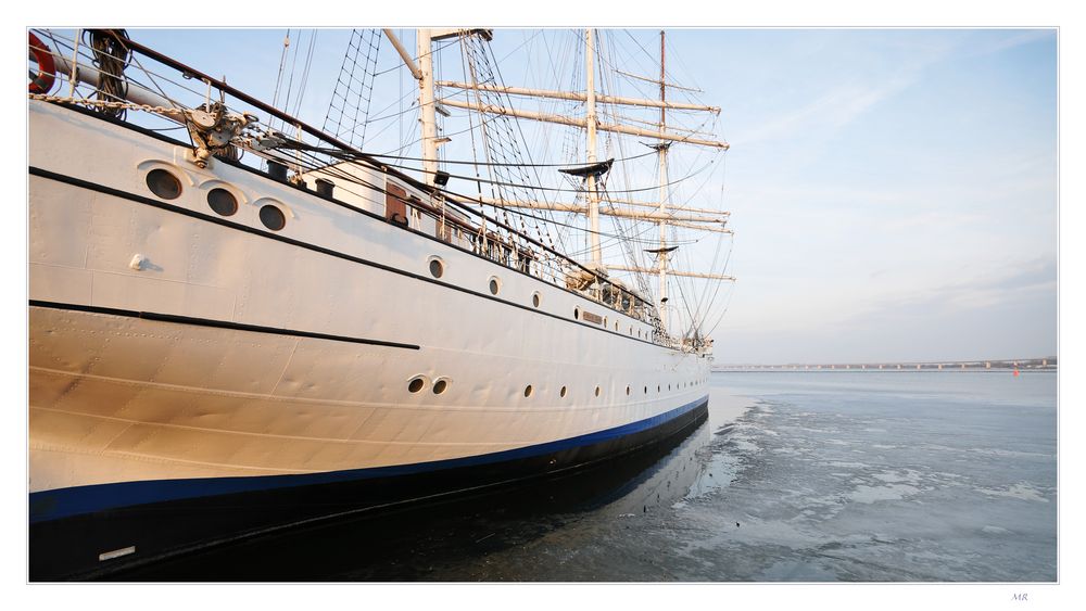 Gorch Fock im Tauwetter