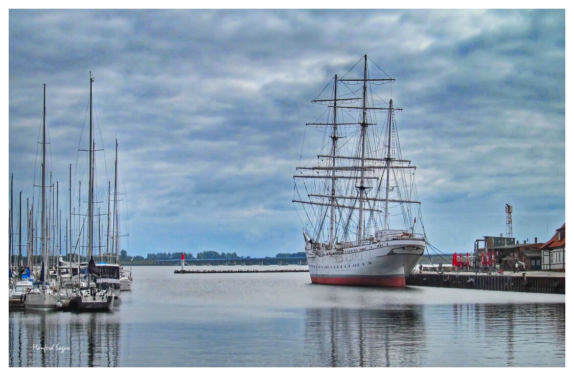 "Gorch Fock1" im Stralsunder Hafen...