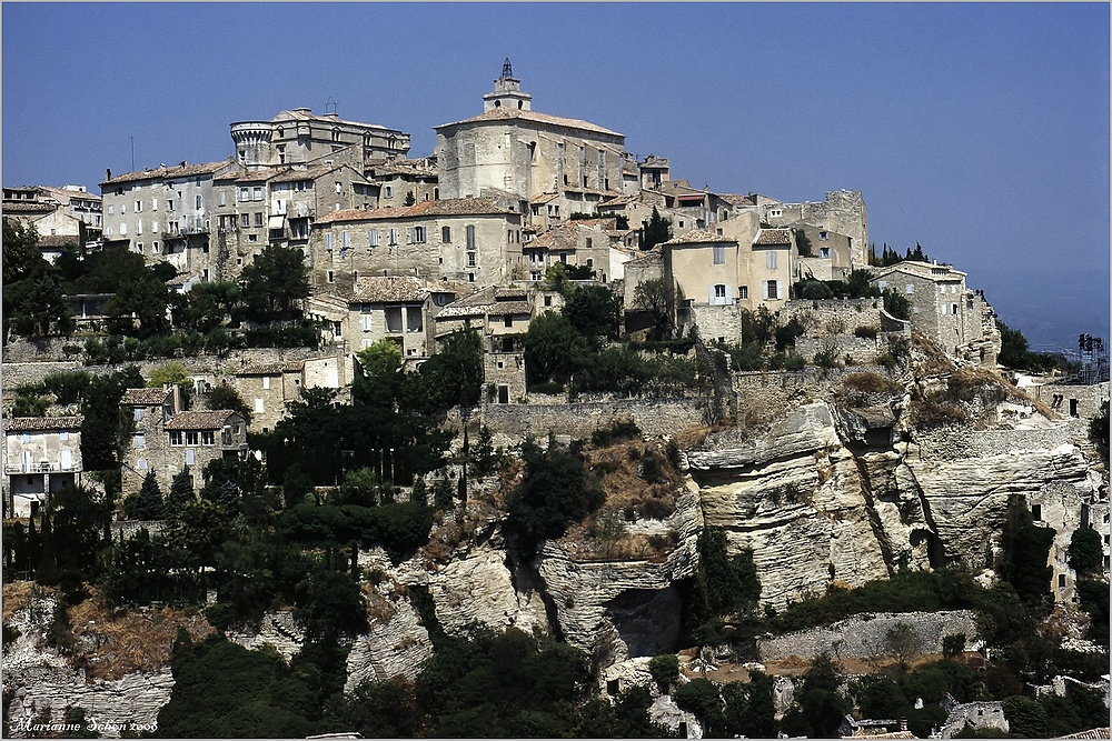 Gordes ein Städtchen in der Provence