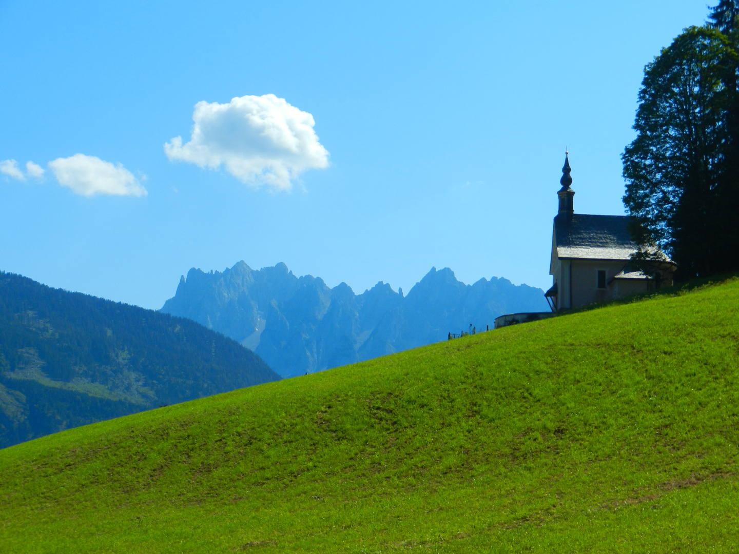 Gosaukamm mit Wallfahrtskirche