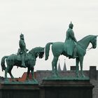 Goslar 2 - die Reiter vor der Kaiserpfalz