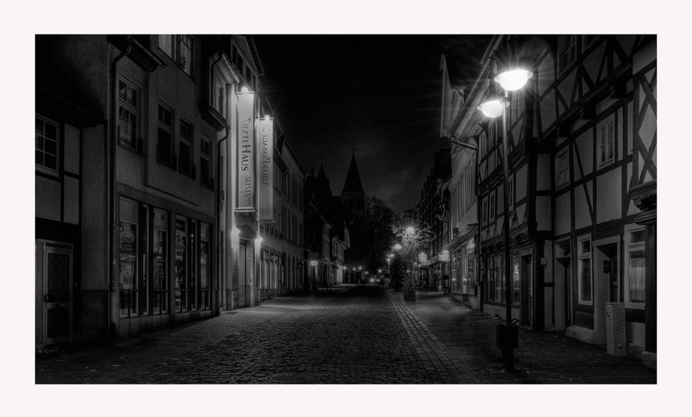 GosLar - Centrum " die City beim Nacht