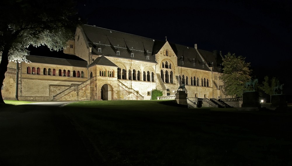 Goslar - Ober-Stadt " die Kaiserpfalz zu Goslar, bei Nacht "