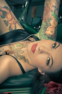 Gothesque-Girl: Cassidy Rose