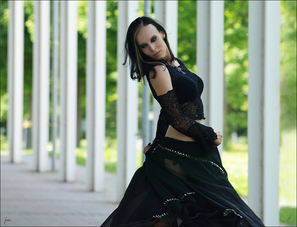 Gothic Dance Foto & Bild fotos, city, street Bilder auf