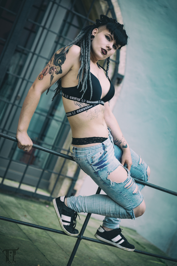Gothic Girl Foto Bild Mystik Gothic Streetfotografie Mit Menschen Gothic Portraits Bilder Auf Fotocommunity Gothic Girl Foto Bild Mystik Gothic Streetfotografie Mit Menschen Gothic Portraits Bilder Auf Fotocommunity