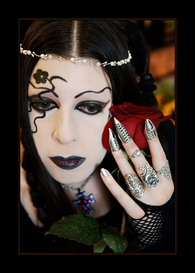 -- Gothic Roses 2 --