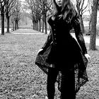 Gothlady im Park