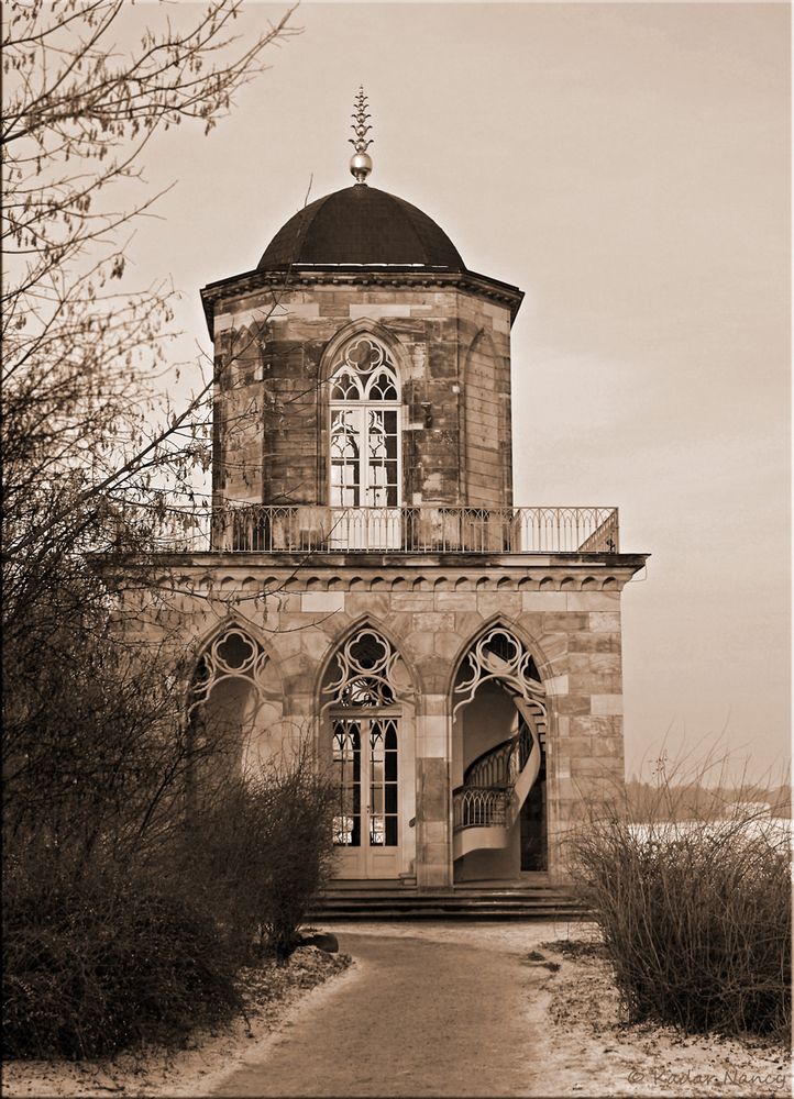 Gotische Bibliothek am Heiligen See