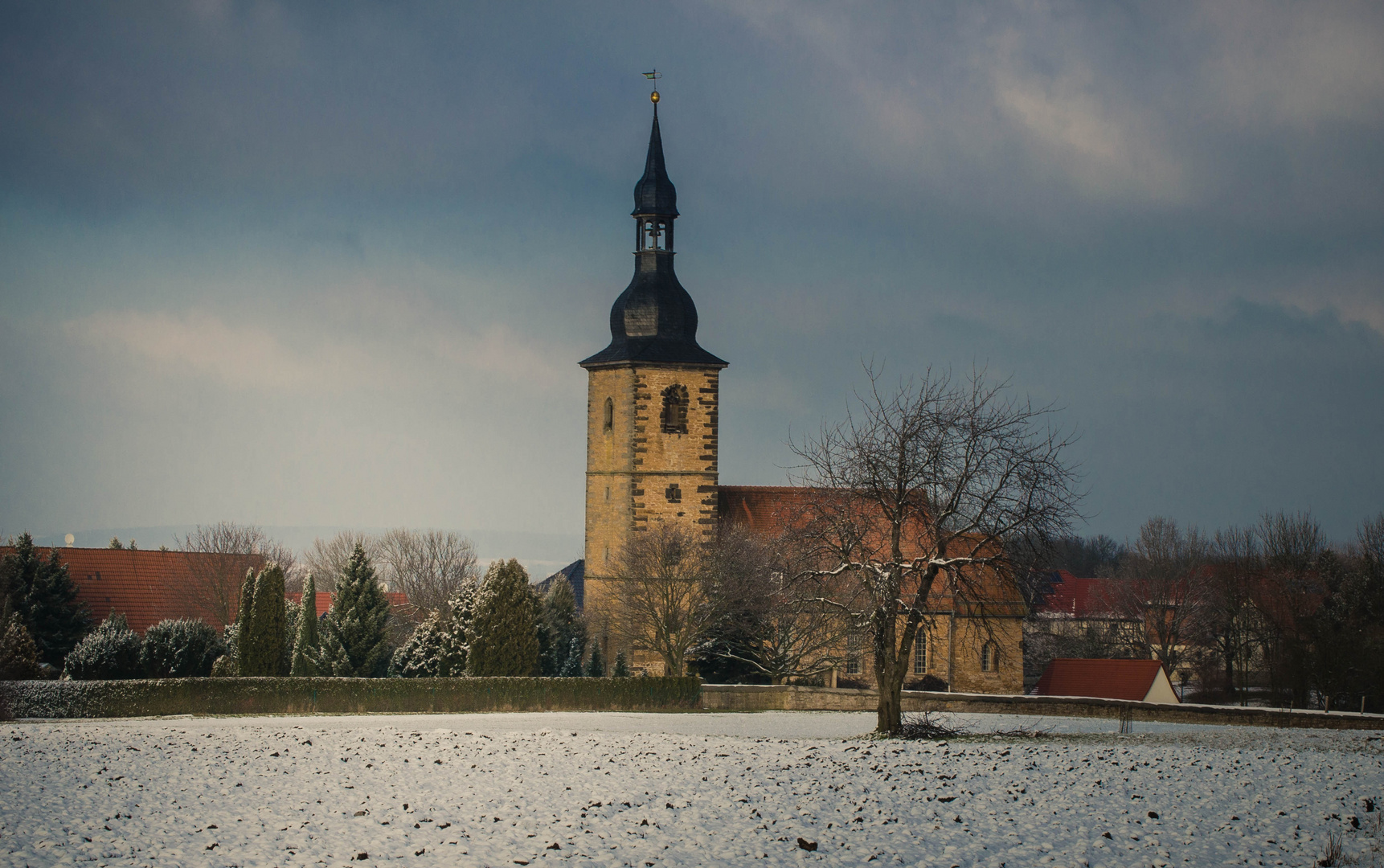 gotische/ romanische Dorfkirche