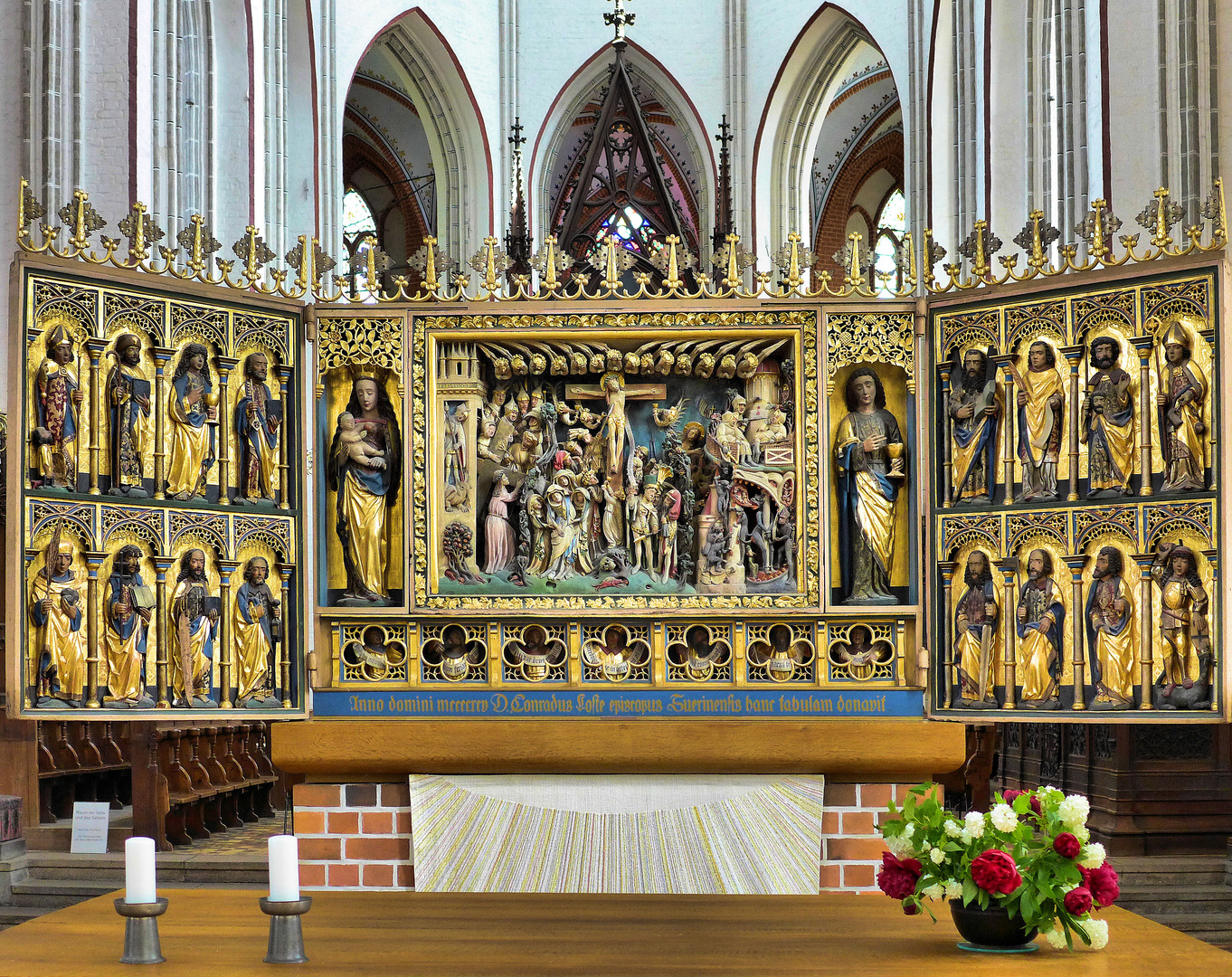 Gotischer Flügelaltar