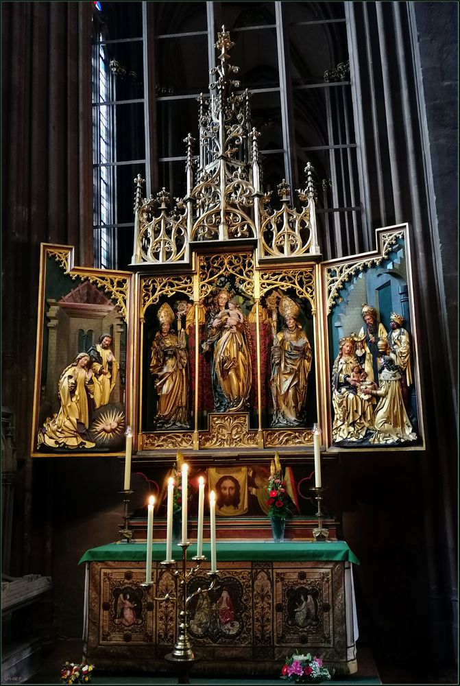 Gotisches Altar im Mainzer Dom