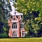 Gotisches Haus im Wörlitzer Park, Parkseite