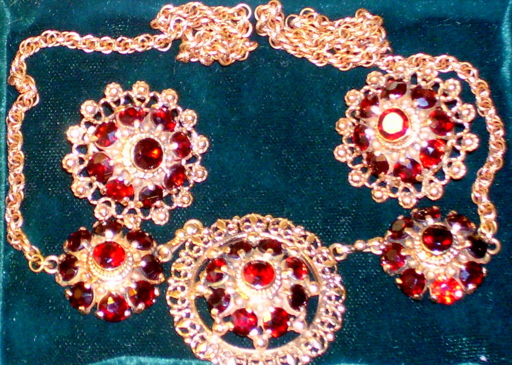 gotta love the bling! Ruth's garnets and gold, handed down