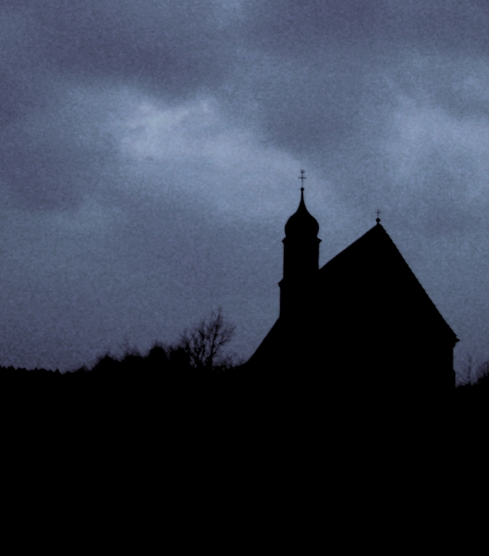 Gottes Haus in dunkler Zeit