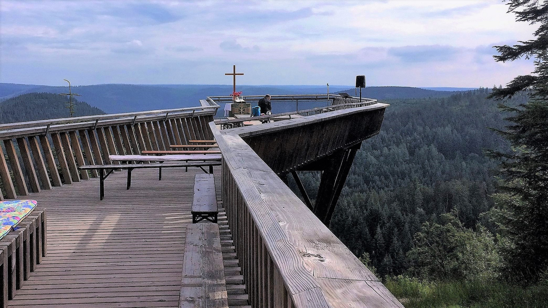 Gottesdienst Aussichtsplattform beim  Ellbachsee