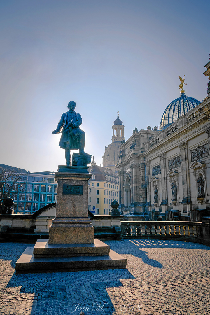 Gottfried Semper Denkmal