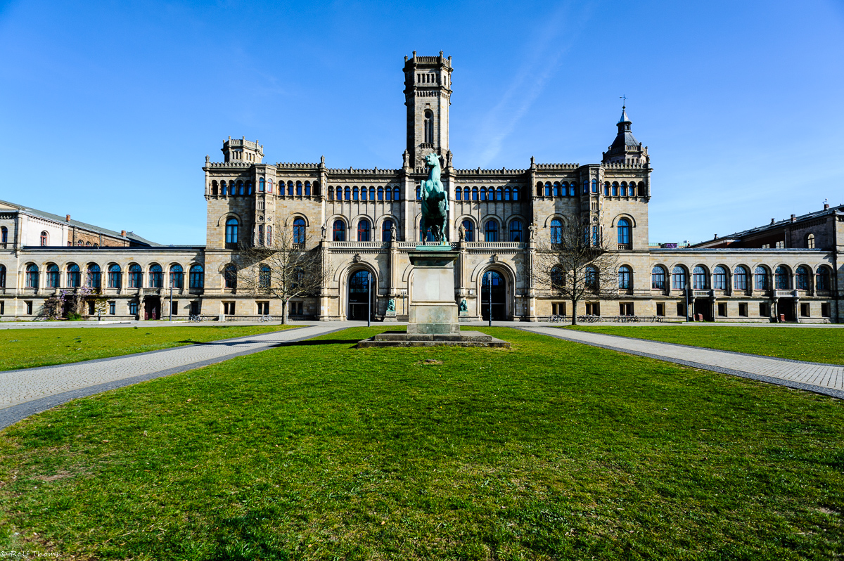 Gottfried Wilhelm Leibniz Universität Hannover