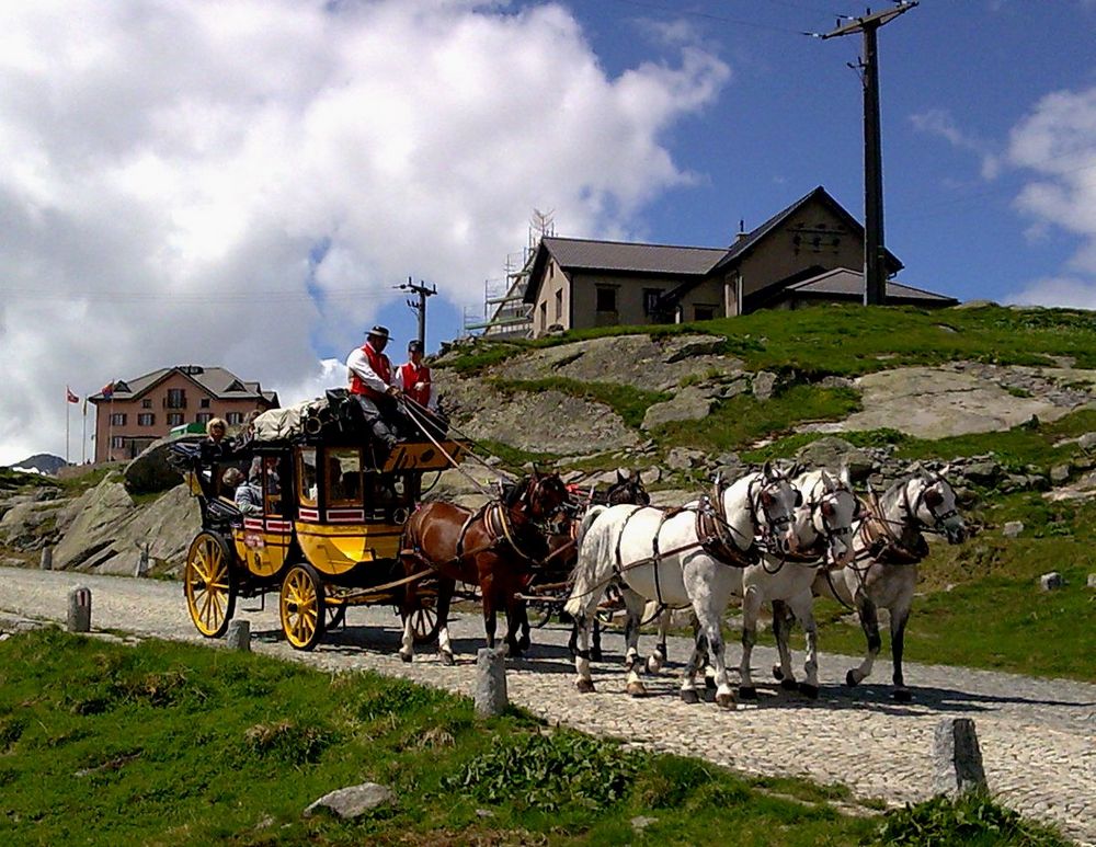 Gotthard-Postkutsche - Reisen wie vor 150 Jahren!