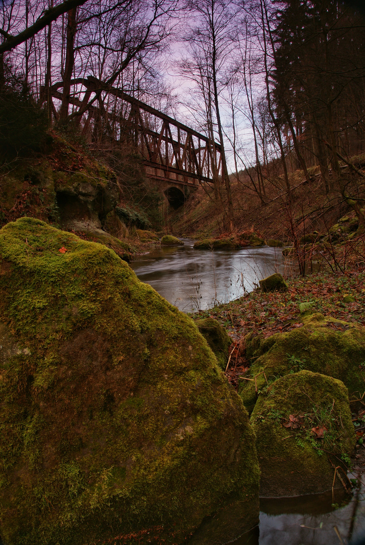 Gottleubatal mit Brücke