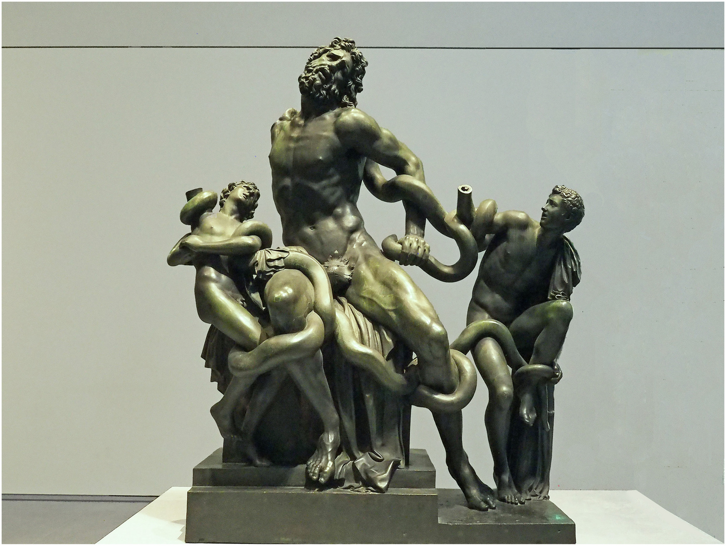 Goupe du Laocoon  -  Le Louvre Abu Dhabi