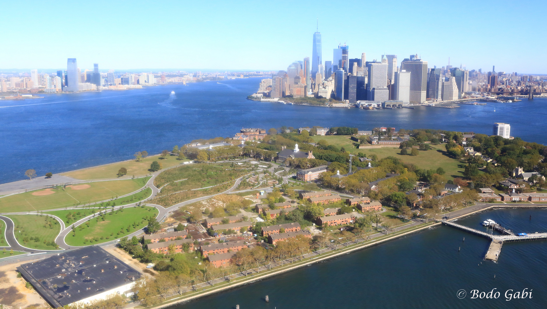 Governors Island in Richtung Downtown Manhattan