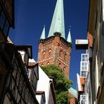 Gr. Petersgrube mit Blick auf die Petrikirche, Lübeck