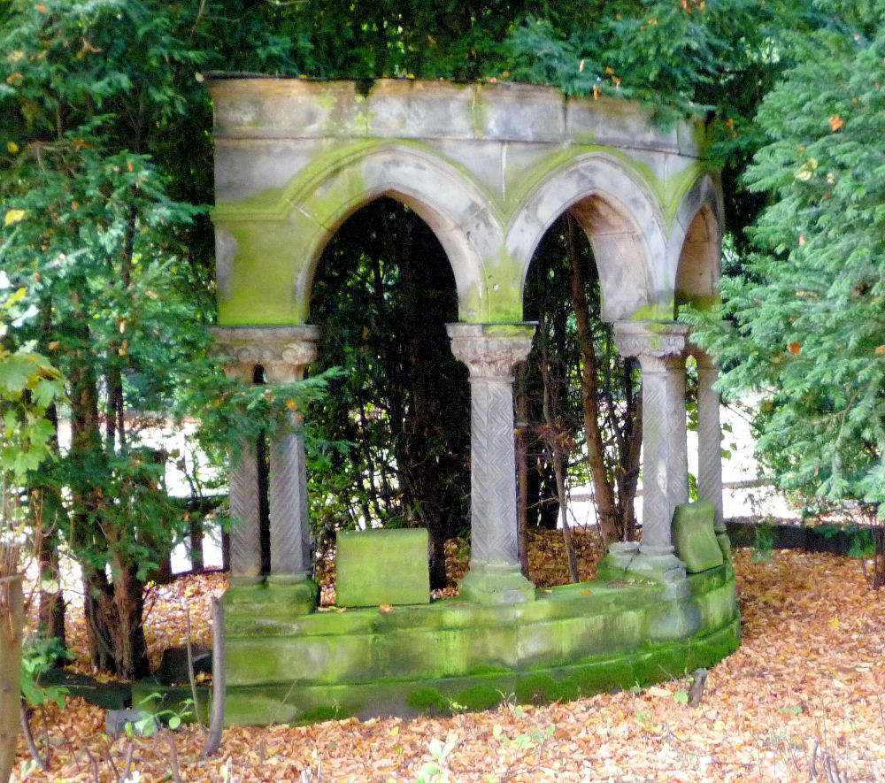 Grab auf dem Neuen jüdischen Friedhof in Köln