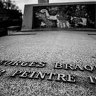 Grab von Georges Braque auf dem Friedhof der Kirche von Varengeville-sur-Mer