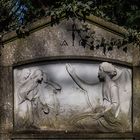 Grabstein auf dem Nordfriedhof in Köln